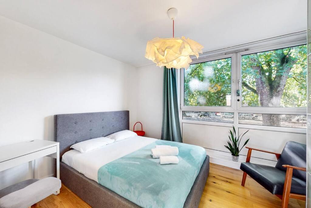 Charming 2-Bedroom Maisonette With Private Garden Londres Exterior foto